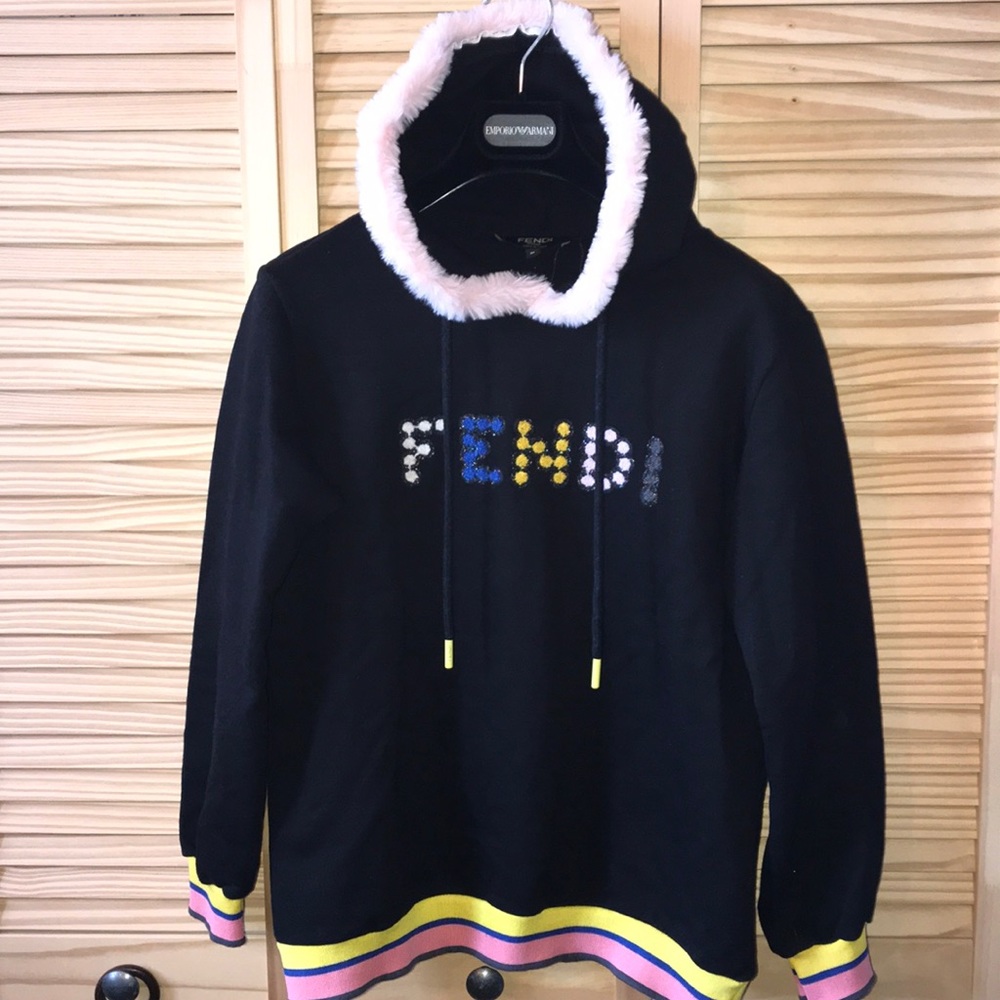 Fendi Hoodie with pink fur